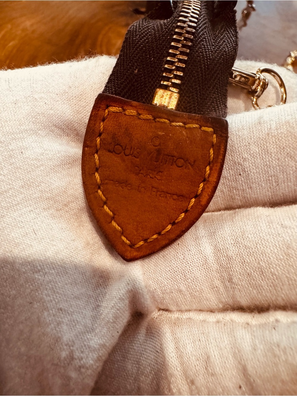 Louis Vuitton vintage monogram converted Crossbody pouchette purse - Picture 7 of 12